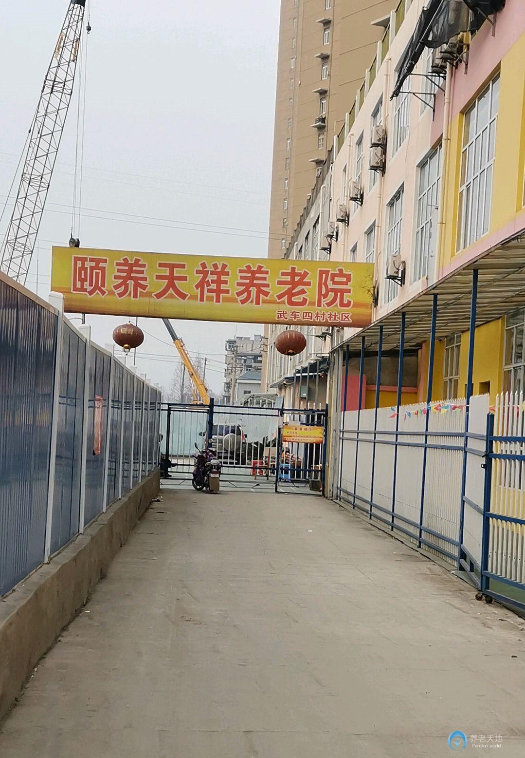 1594371770331068290.jpg 1594371770331068290.jpg